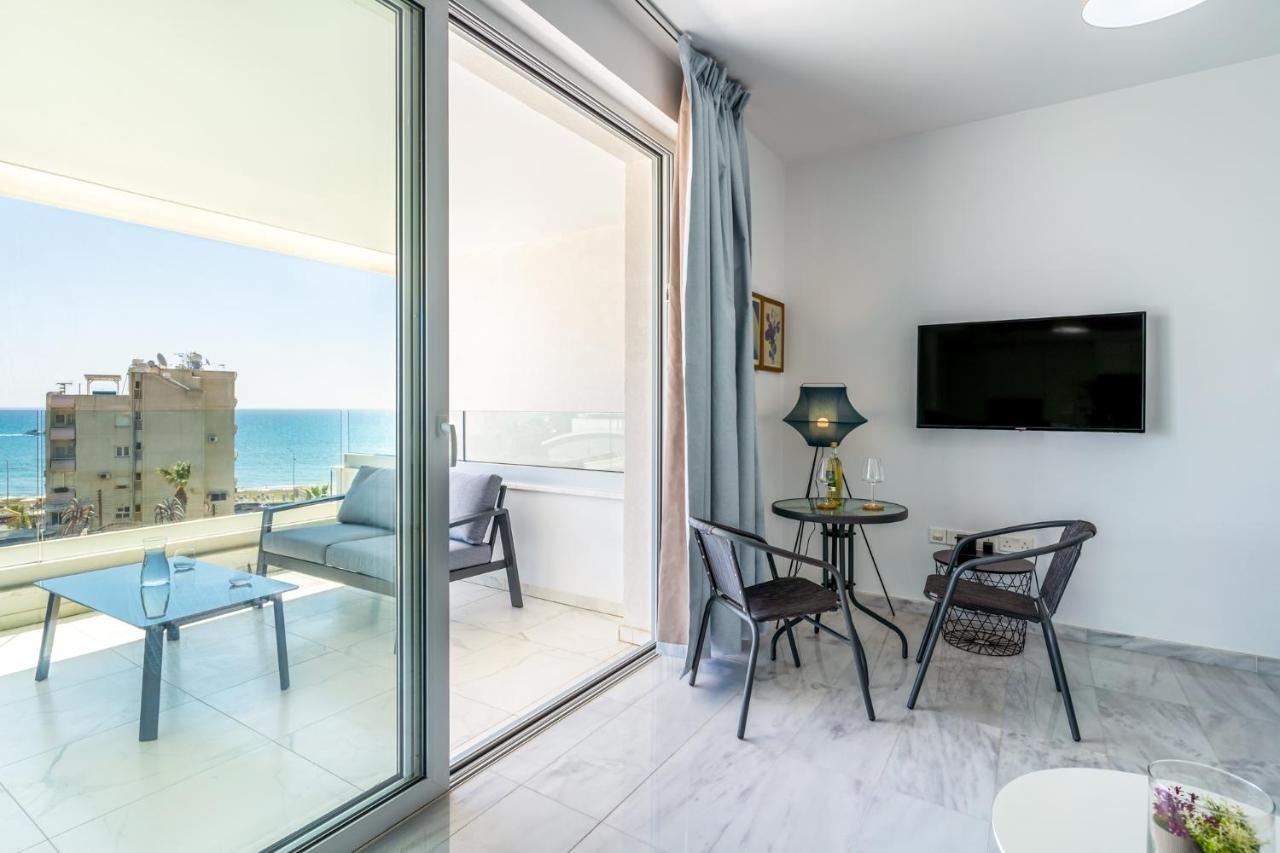 Oyster 1-Br Apt In Larnaca Exterior foto