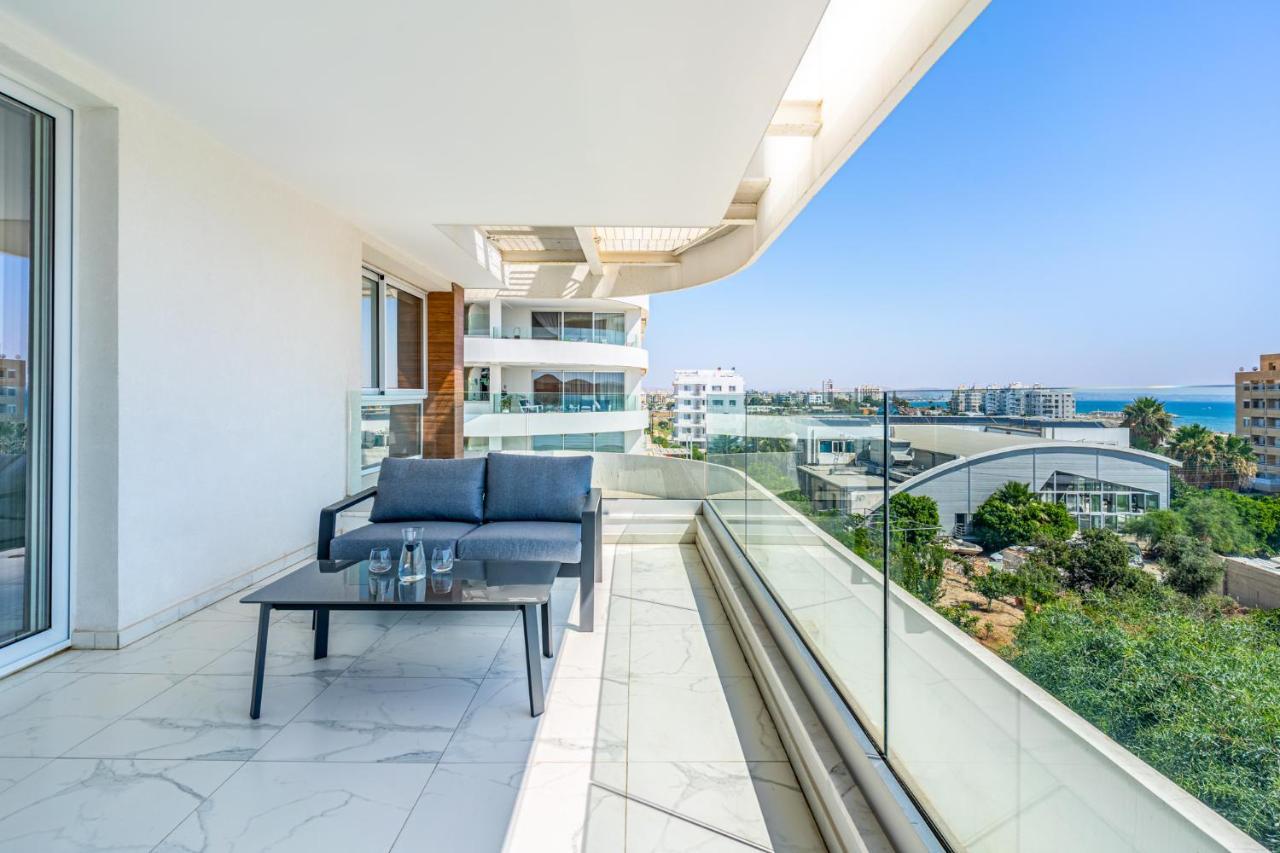 Oyster 1-Br Apt In Larnaca Exterior foto
