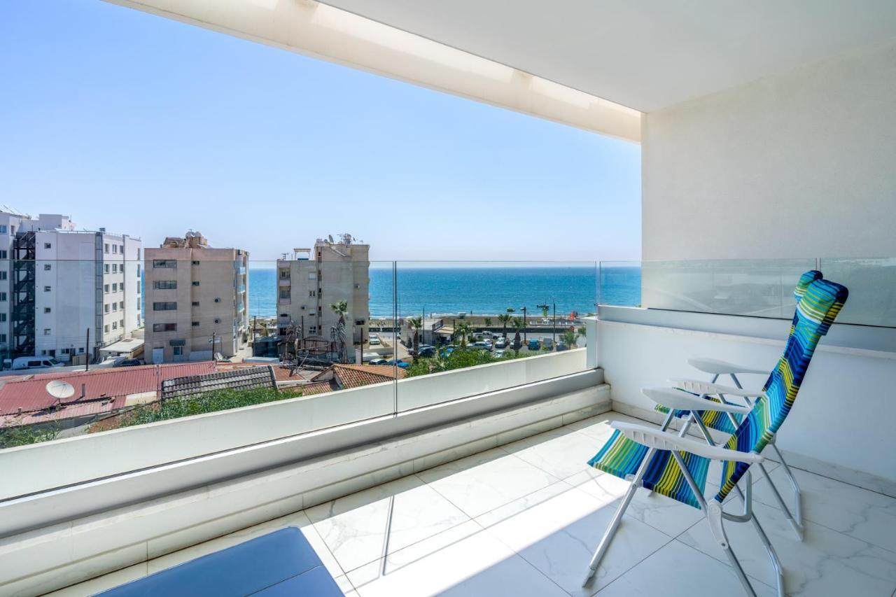 Oyster 1-Br Apt In Larnaca Exterior foto